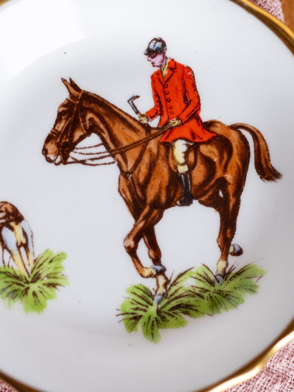 Royal Tuscan Tally Ho Mini Plates Set | Equestrian Trinket Dishes | Fox Hunt Rin - Picture 8 of 11